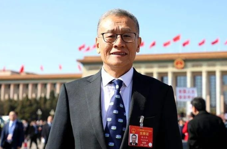 全國人大代表：目前一些地方已暫停設(shè)施農(nóng)業(yè)用地備案，用地面臨極大困難