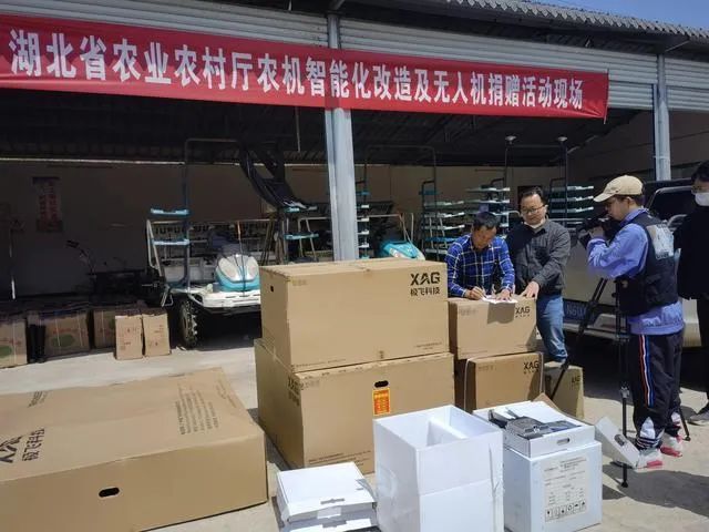 湖北助力5萬臺農(nóng)機(jī)加裝北斗智能終端